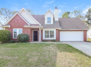 11195 Knotty Pine Pl, Hampton, GA 30228
