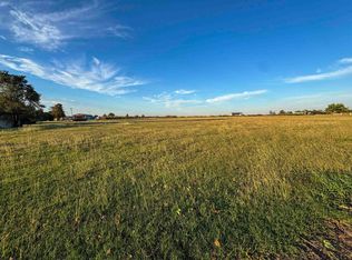E 1st St, Leedey, OK 73654