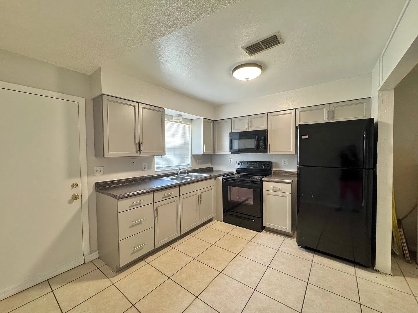 5665-67 Struthers Ct — Photo 4