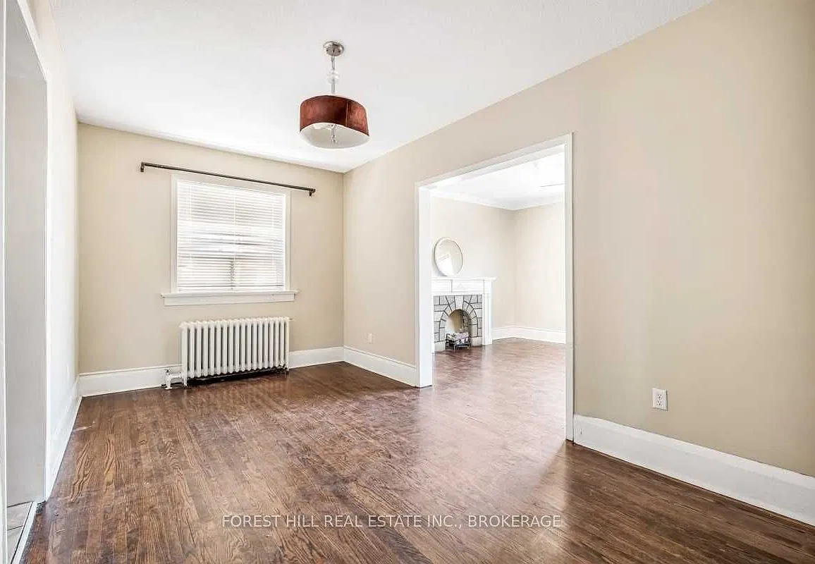 634 Vaughan Rd - Upper — Photo 3