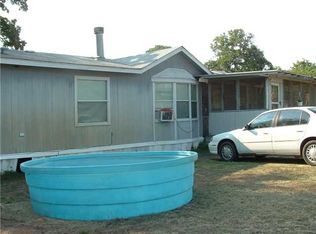 1405 Lower Elgin Rd, Elgin, TX 78621