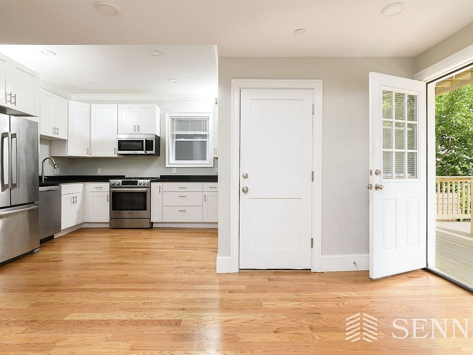 279 Concord Ave. #1 Cambridge - West Cambridge Unit Photo 9