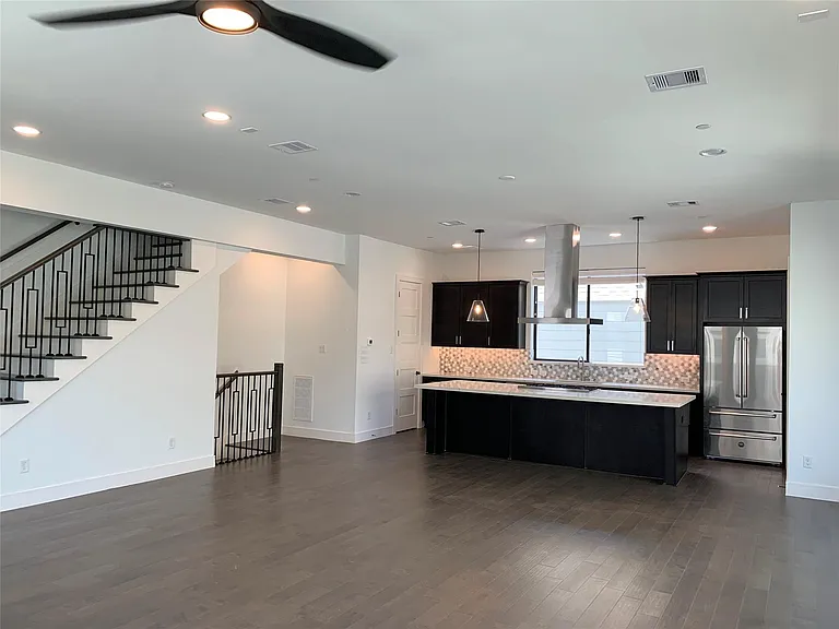 5707 Maxie St — Photo 5