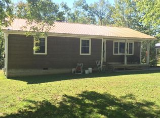 311 Rock Creek Rd, Deer Lodge, TN 37726