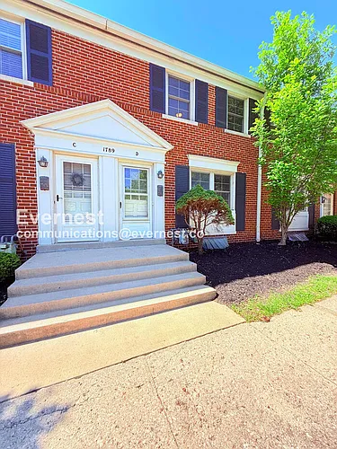 1789 Kings Ct #D Photo 1