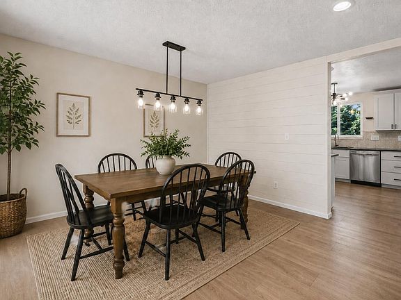 5th image of 2979 W 11th Ave Cir