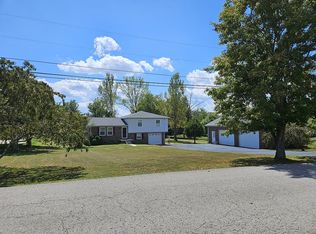 355 Smith Ln, Berea, KY 40403