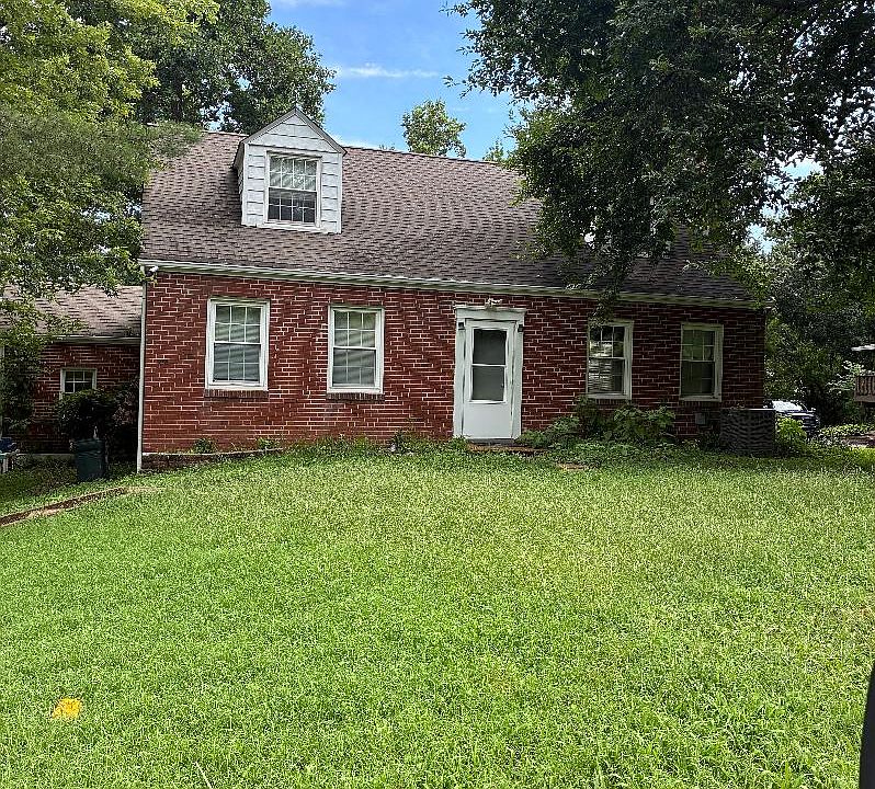 1st image of 809 Bublin Ln