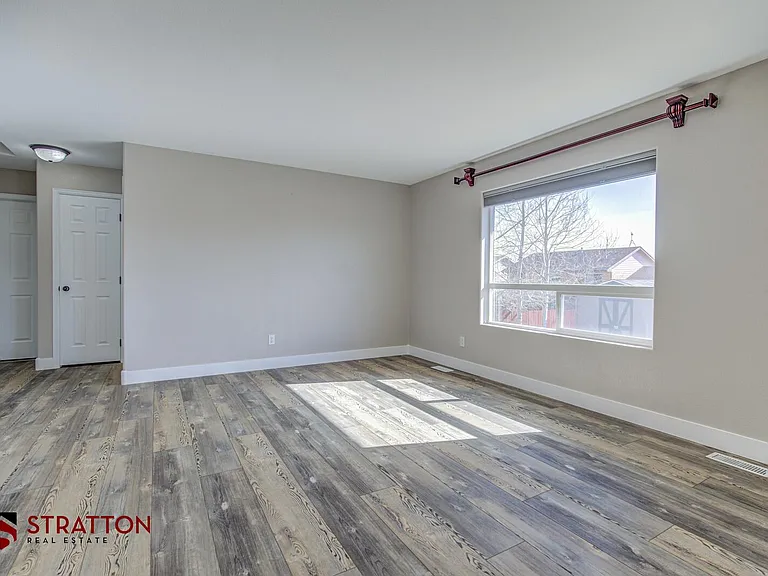 2229 Omaha Trl — Photo 5