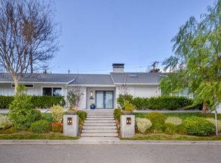 4913 Angeles Crest Hwy, La Canada Flintridge, CA 91011