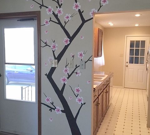 Front door / kitchen
