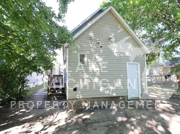 1110 Madison Ave SE APT 1, Grand Rapids, MI 49507