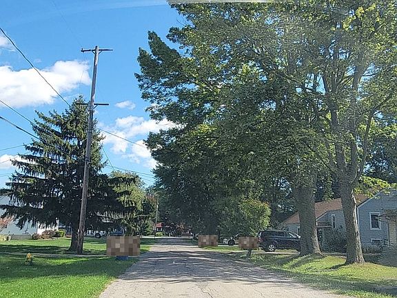 4th image of 2560 Hasen Dr