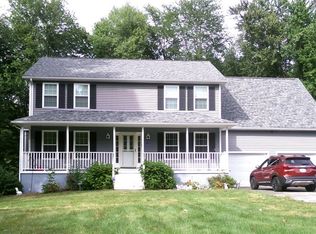 393 Pease Rd, East Longmeadow, MA 01028