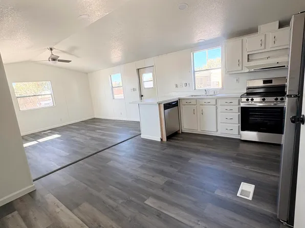 1017 S 96TH Street, Mesa, AZ 85208