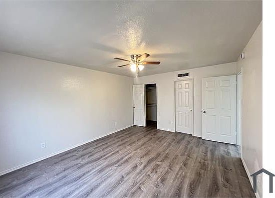 4th image of 4604 Nervin St