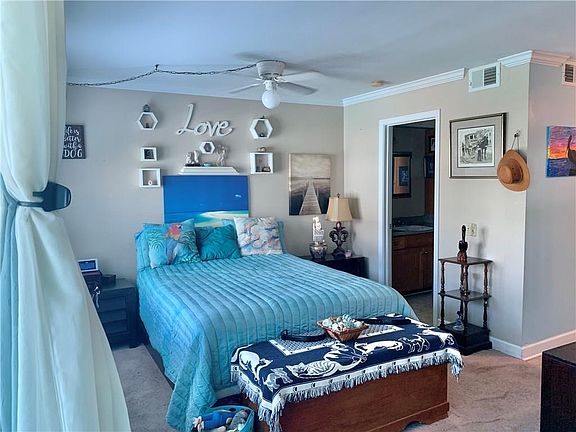 4th image of 1490 Harbor Dr #108