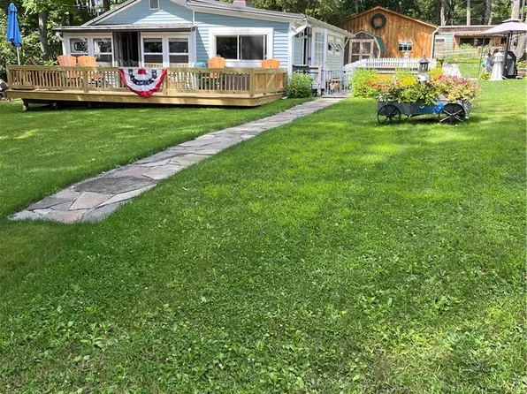 150 Lakeview Ter, New Berlin, NY 13411