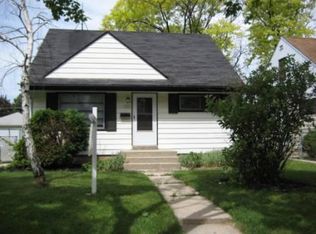 5763 N 92nd St, Milwaukee, WI 53225