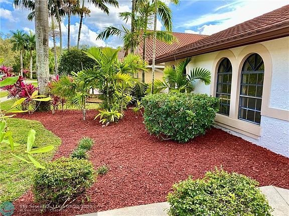 4th image of 1531 E Oak Knoll Cir