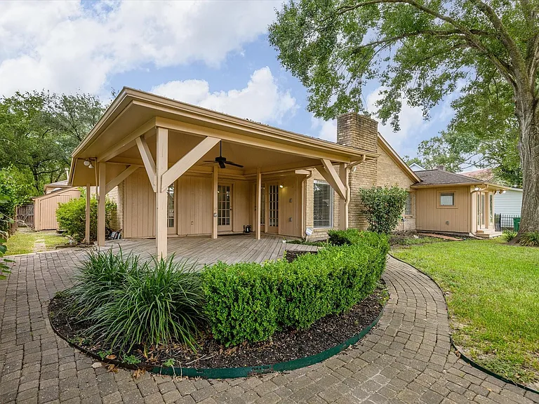 7715 Brush Wood Dr — Photo 5