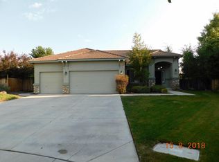 7282 Noah Ct, Sparks, NV