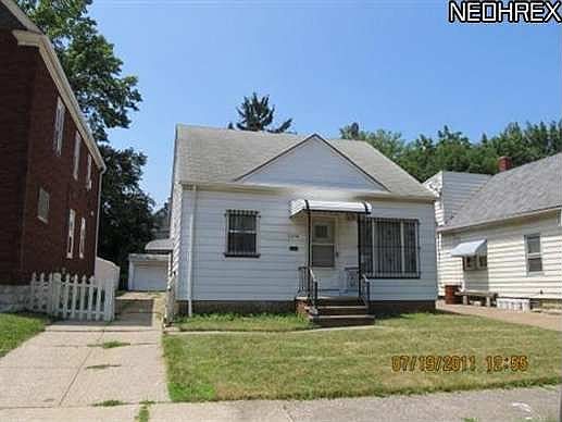 1st image of 3274 W 122nd St