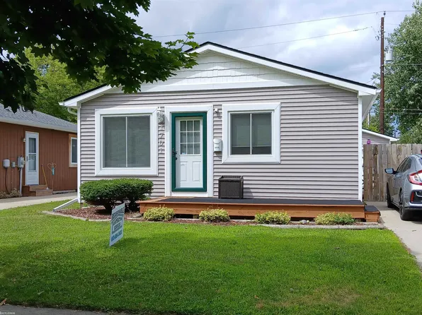 1701 Whipple St, Port Huron, MI 48060