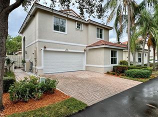 1470 Sweetbay Way, Hollywood, FL 33019