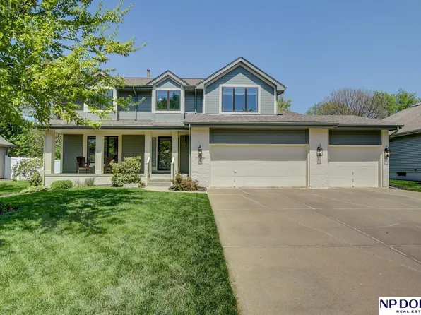 15134 Sherwood Ave, Omaha, NE 68116