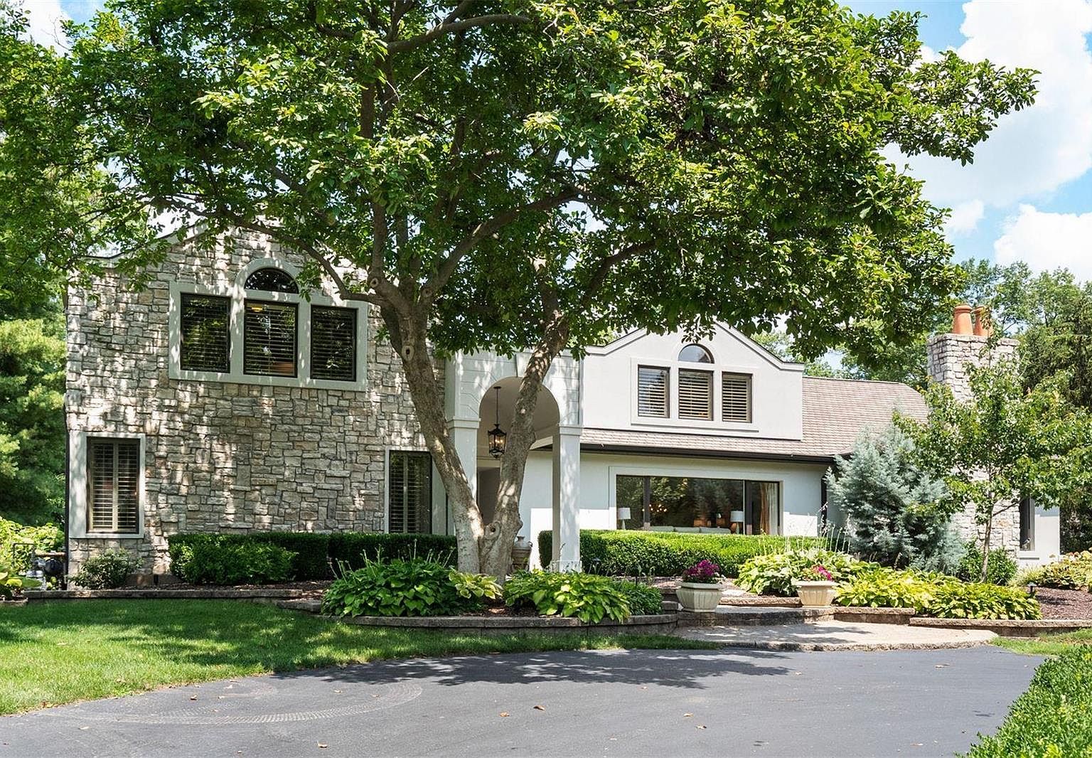 9 Frontenac Estates Dr, Saint Louis, MO 63131 Zillow