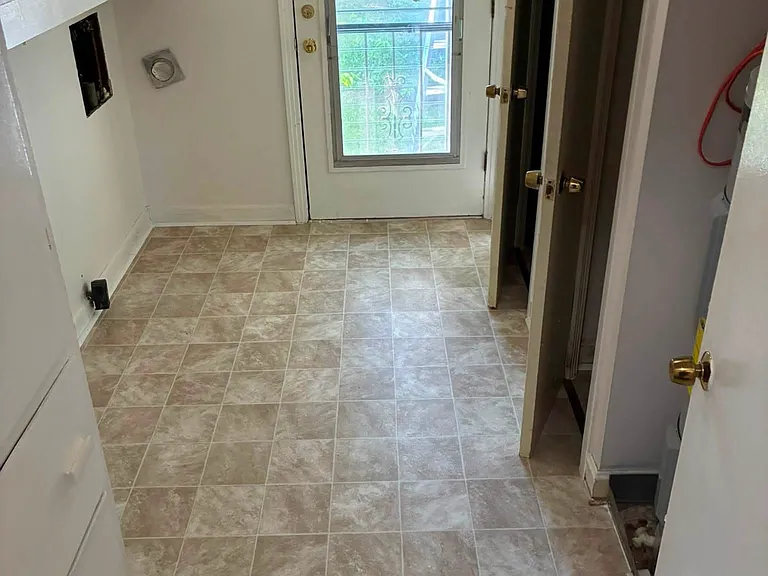 15 Greenway Dr — Photo 5