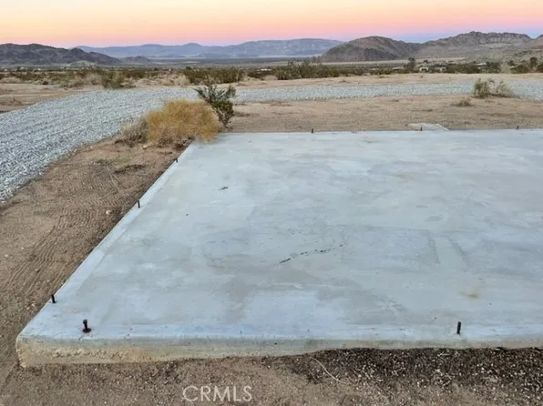 3475 Cherokee Trl, Landers, CA 92285