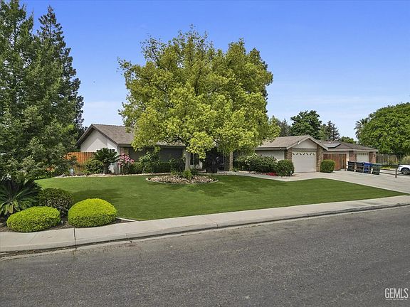 2nd image of 1813 Vallecito Ln