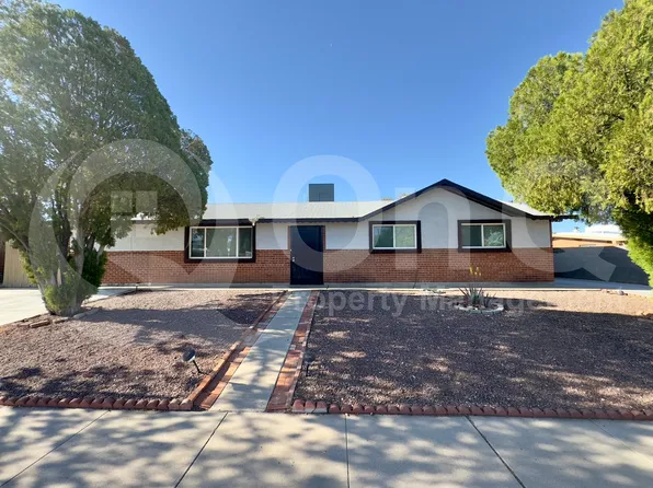 7312 E 20th St, Tucson, AZ 85710