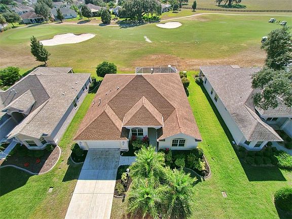 2nd image of 2832 Manor Downs