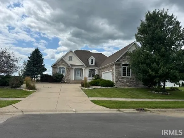 401 W Somerfield Dr, Lakeville, IN 46536