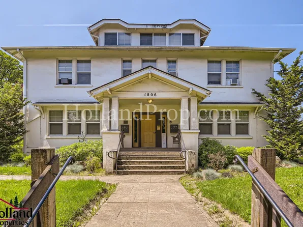 1806 Elm St APT 5, Forest Grove, OR 97116