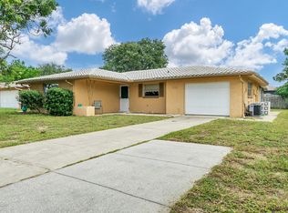 10320 Gardenia Ln, Port Richey, FL 34668