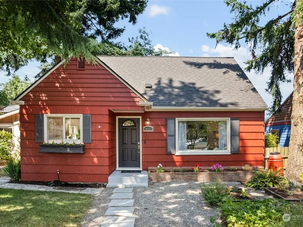 10223 42nd Avenue SW, Seattle, WA 98146