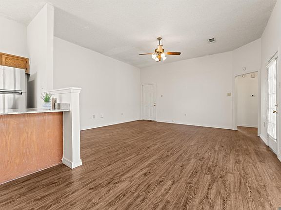 5th image of 1885 Winter Ridge Ave