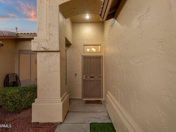 3rd image of 410 W HELENA Drive