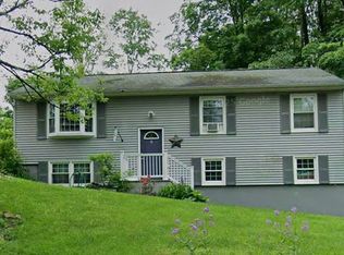 9 Oak Tree Dr, Newton, NJ 07860
