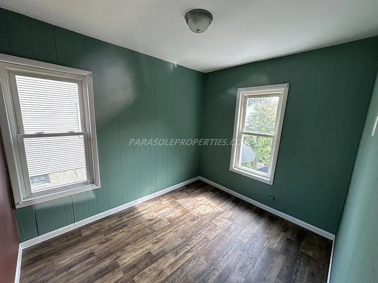 822 Orchard St — Photo 10