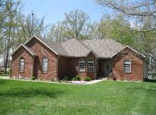 2425 Candlebark Rd, Lebanon, MO 65536