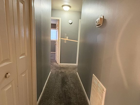 5th image of 2949 Mildred Dr