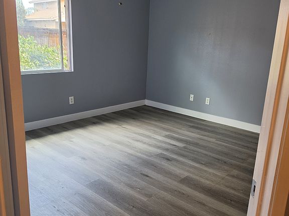 5th image of 12787 Berrydale St
