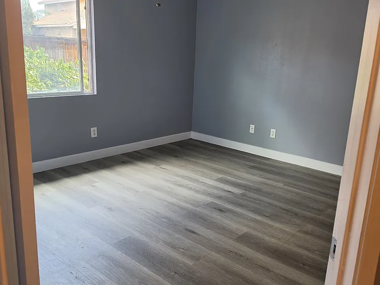 12787 Berrydale St — Photo 5
