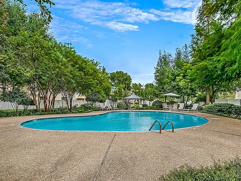 Parktowne — Photo 35