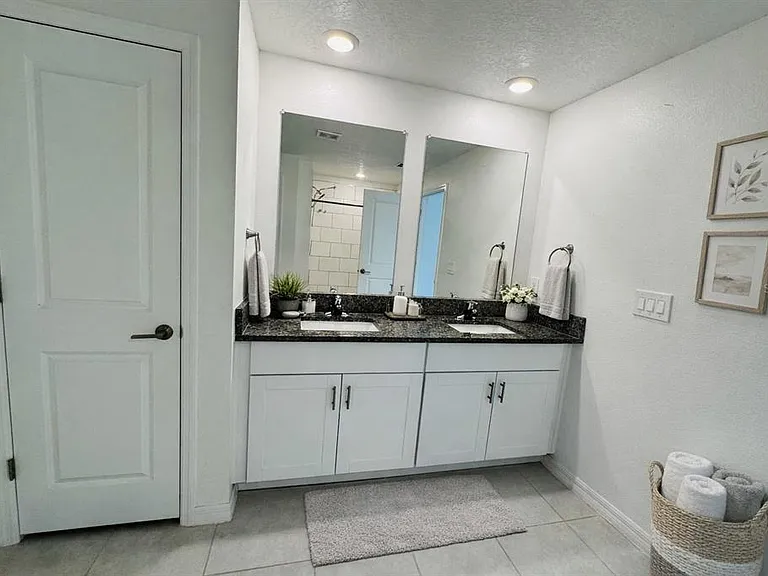 13181 Garnet Raspberry Ave — Photo 6